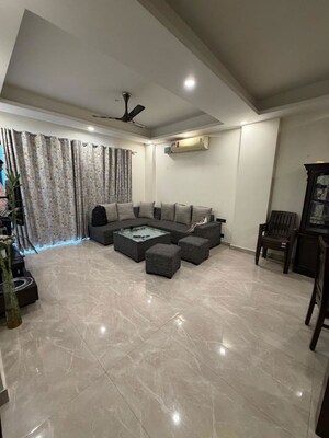 3 BHK Builder Floor For Rent in Sushant Lok Iii