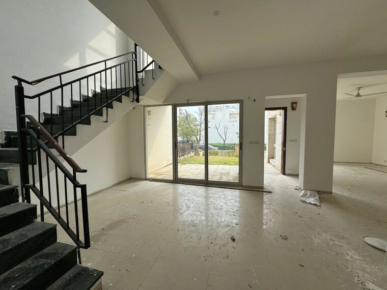Room, vatika-signature-two 4 Bedroom 240 Sq.Ft. Villa In Sector 82 Gurgaon 10557103