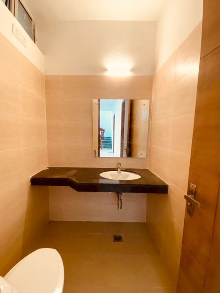Bathroom, vatika-signature-two 4 Bedroom 240 Sq.Ft. Villa In Sector 82 Gurgaon 10557103