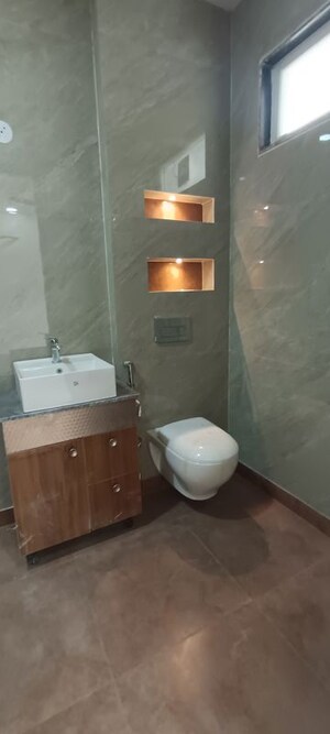 Bathroom in 3 BHK Builder Floor at BPTP District 3, Sector 85 – for Sale