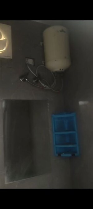 Furnished Amenities in 2 BHK Builder Floor at Kalkaji – for Rent