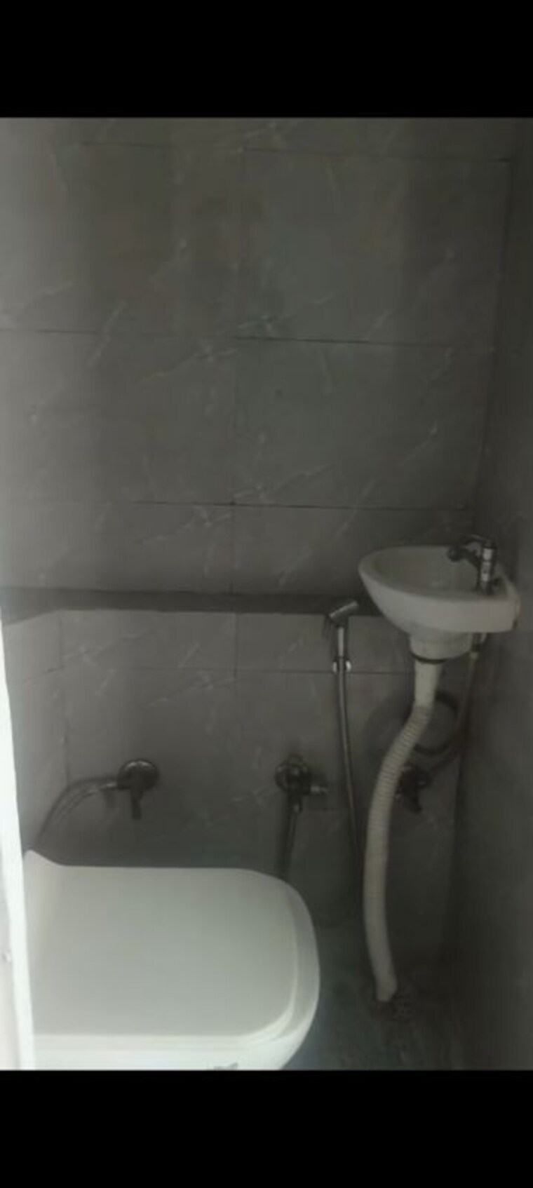 Bathroom, kalkaji 2 Bedroom 900 Sq.Ft. Builder Floor In Kalkaji Delhi 10557101