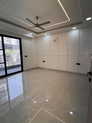 3 BHK Builder Floor For Rent in Sector 21