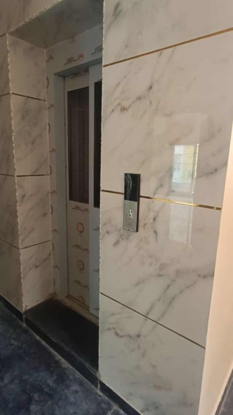Bathroom, ghr-titania 3 Bedroom 1800 Sq.Ft. Apartment In Kondapur Hyderabad 10557143