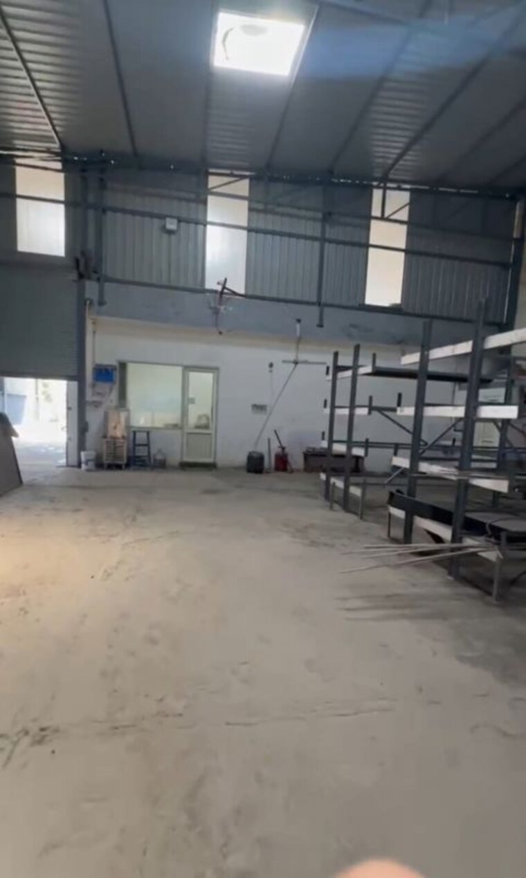  Parking, sector 82 Commercial Warehouse 4500 Sq.Ft. In Sector 82 Mohali 10557129