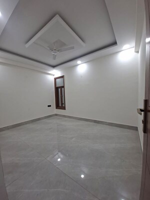 Room in 4 BHK Builder Floor at Chattarpur – for Sale
