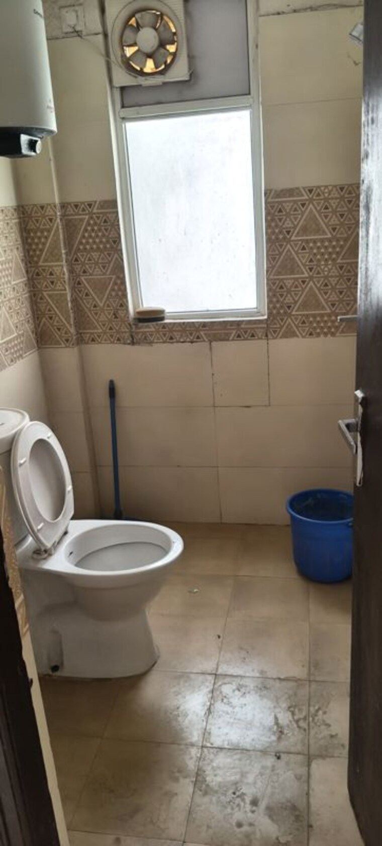 Bathroom, amrapali-kingswood 3 Bedroom 1115 Sq.Ft. Apartment In Sector 4 Greater Noida Greater Noida 10557166