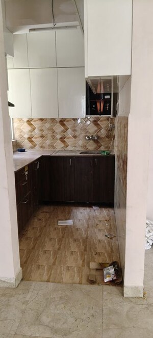 Kitchen in 3 BHK Apartment at Amrapali Kingswood, Sector 4 Greater Noida – for Sale