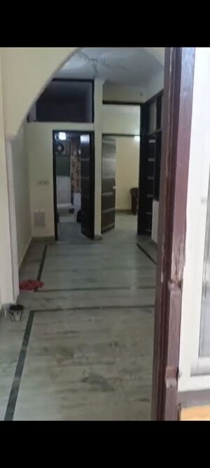 2 BHK Builder Floor For Rent in Govindpuri