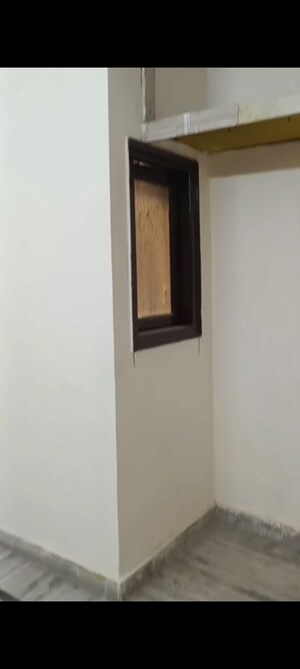 Room in 2 BHK Builder Floor at Govindpuri – for Rent