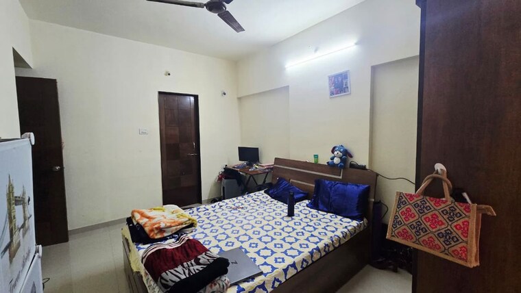 Bedroom, atlanta-society 2 Bedroom 950 Sq.Ft. Apartment In Wakad Pune 10556828
