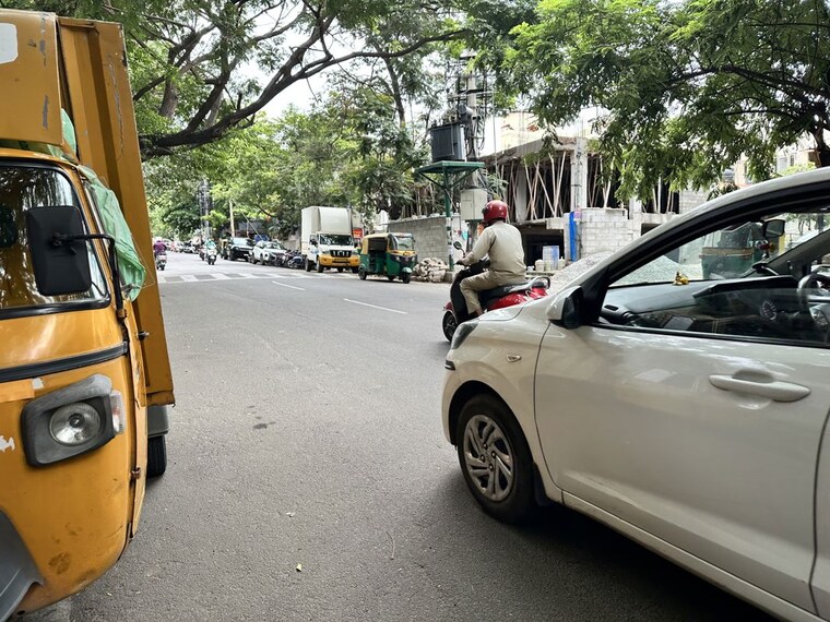  Parking, banashankari Commercial Office Space 2200 Sq.Ft. In Banashankari Bangalore 10557159