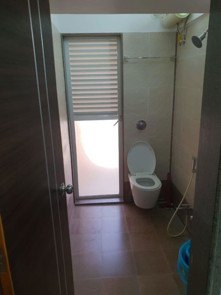 Bathroom, vijay-nagari-annex 2 Bedroom 920 Sq.Ft. Apartment In Waghbil Thane 10557023