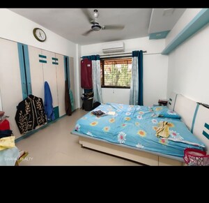 Bedroom in 3 BHK Apartment at Ram Mahal, Panch Pakhadi – for Sale