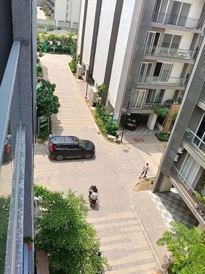 Balcony in 3.5 BHK Builder Floor at M3M Soulitude, Sector 89 – for Rent
