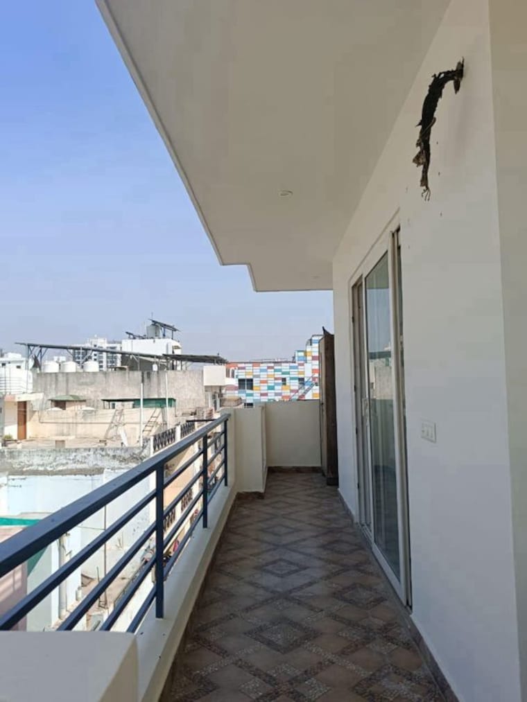 Balcony, sector 45 3 Bedroom 2200 Sq.Ft. Builder Floor In Sector 45 Gurgaon 10557297