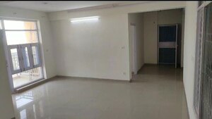 Room in 3 BHK Apartment at S3 Green Avenue, Sector 85 – for Sale