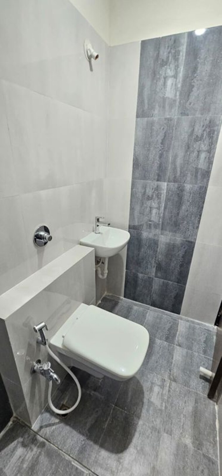 Attached Bathroom, sethia-imperial-avenue 2 Bedroom 569 Sq.Ft. Apartment In Malad East Mumbai 10557318