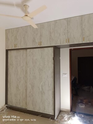 Room in 2 BHK Apartment at Abhee Lakeview, Sarjapur Road – for Rent