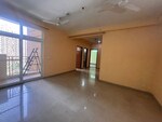 2.5 BHK +  1100 Sq.Ft. Apartment in Mahagun My Woods