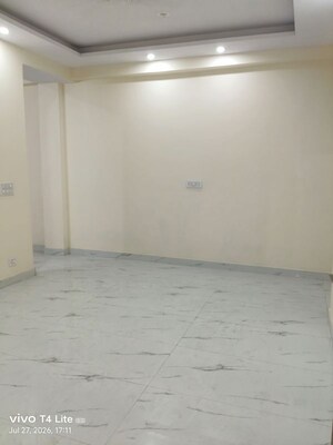 Room in 3 BHK Builder Floor at Panchsheel Vihar – for Sale