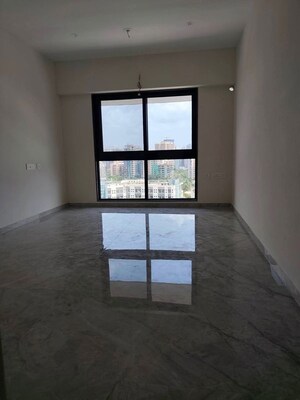 Room in 1 BHK Apartment at Ajmera Arham, Malad West – for Rent