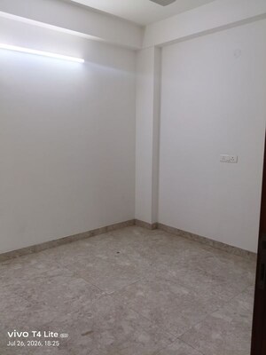 Room in 2 BHK Builder Floor at Panchsheel Vihar – for Rent