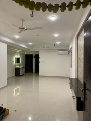 3 BHK Apartment For Rent in SMR Vinay Classic, Kondapur