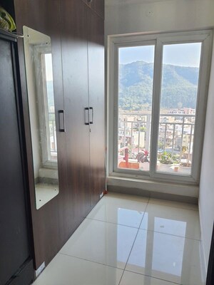 Room in 3 BHK Apartment at Adarsh Panache Heights, Kulhan – for Rent