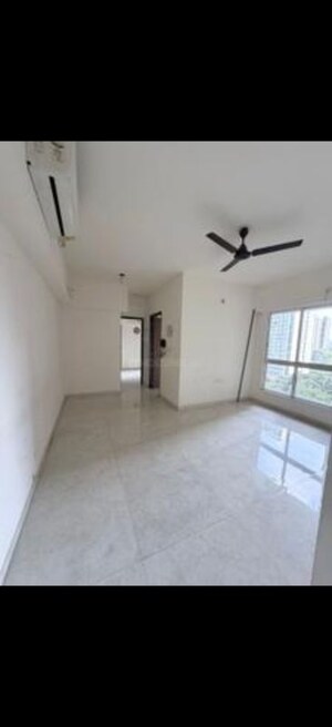1.5 BHK Apartment For Rent in Lodha Amara, Kolshet Road