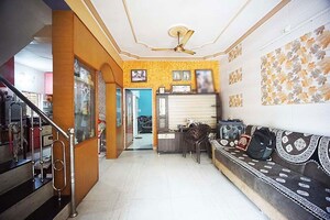 Living Room in 3 BHK Independent House at Nava Naroda – for Sale