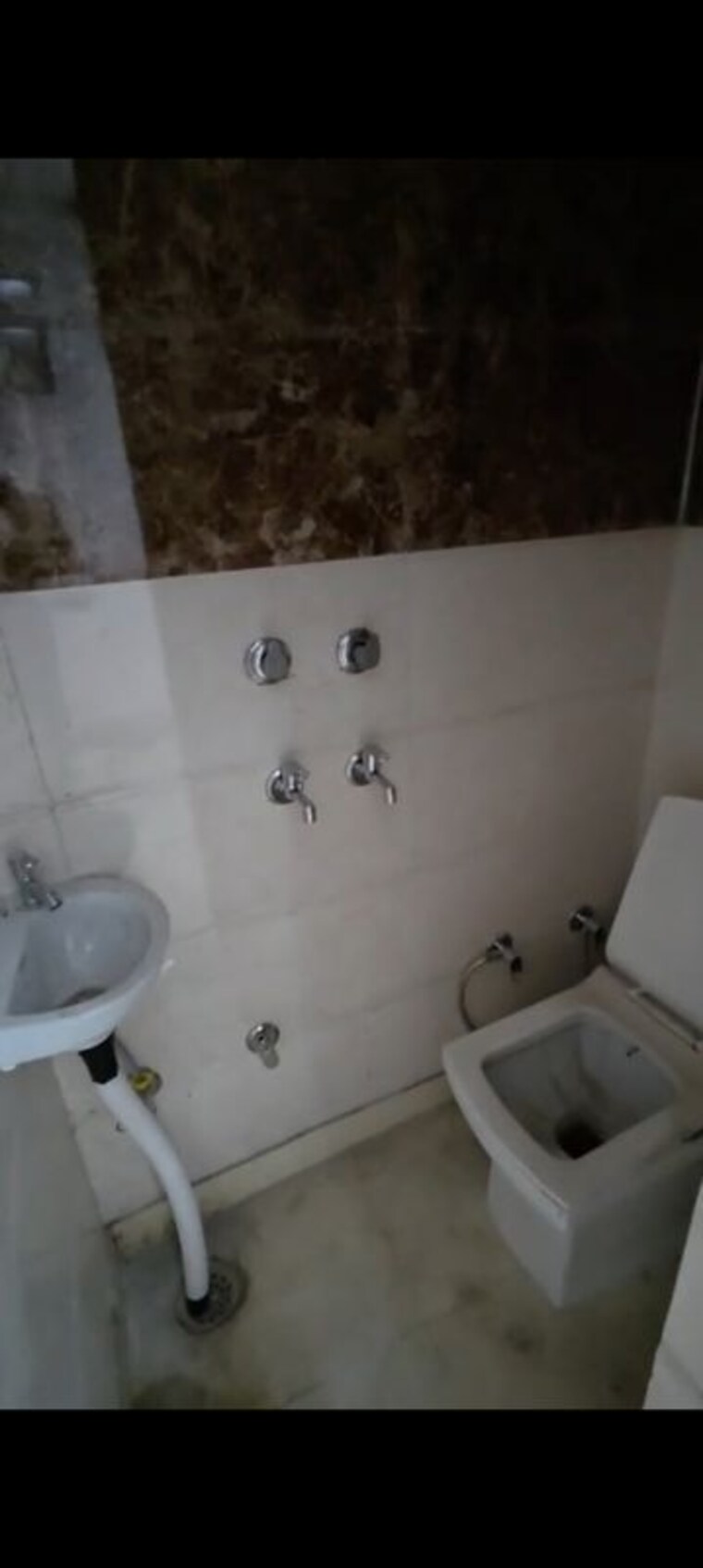 Bathroom, kalkaji 2 Bedroom 650 Sq.Ft. Builder Floor In Kalkaji Delhi 10557401