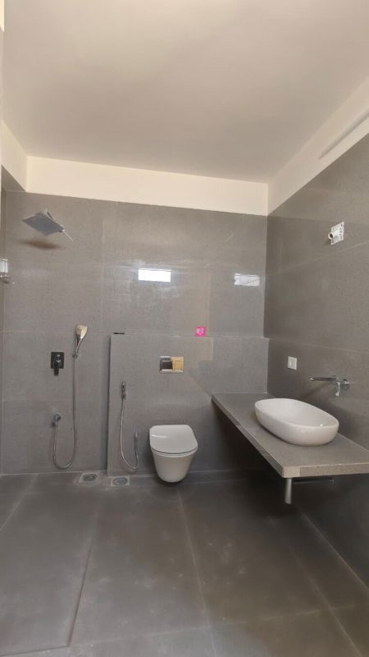 Bathroom, elite-neptune 3 Bedroom 1389 Sq.Ft. Apartment In Chharodi Village Ahmedabad 10557437