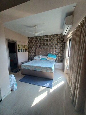 Bedroom in 2 BHK Apartment at Santacruz West – for Sale