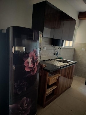 Team Area in 2 BHK Apartment at Prestige Finsbury Park Regent, Bagaluru – for Rent