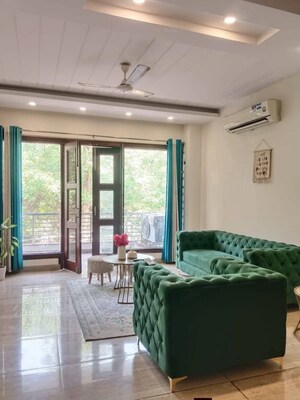 Bedroom in 3 BHK Builder Floor at Experion The Westerlies, Sector 108 – for Sale