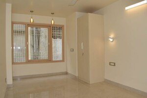 Room in 3 BHK Builder Floor at Malviya Nagar – for Rent