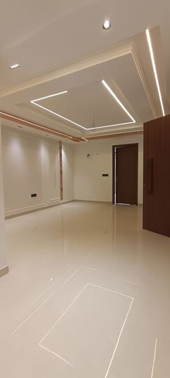 3 BHK + Prayer Room Builder Floor For Sale in BPTP District 3
