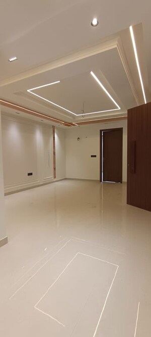 3 BHK Builder Floor For Sale in BPTP District 3, Sector 85