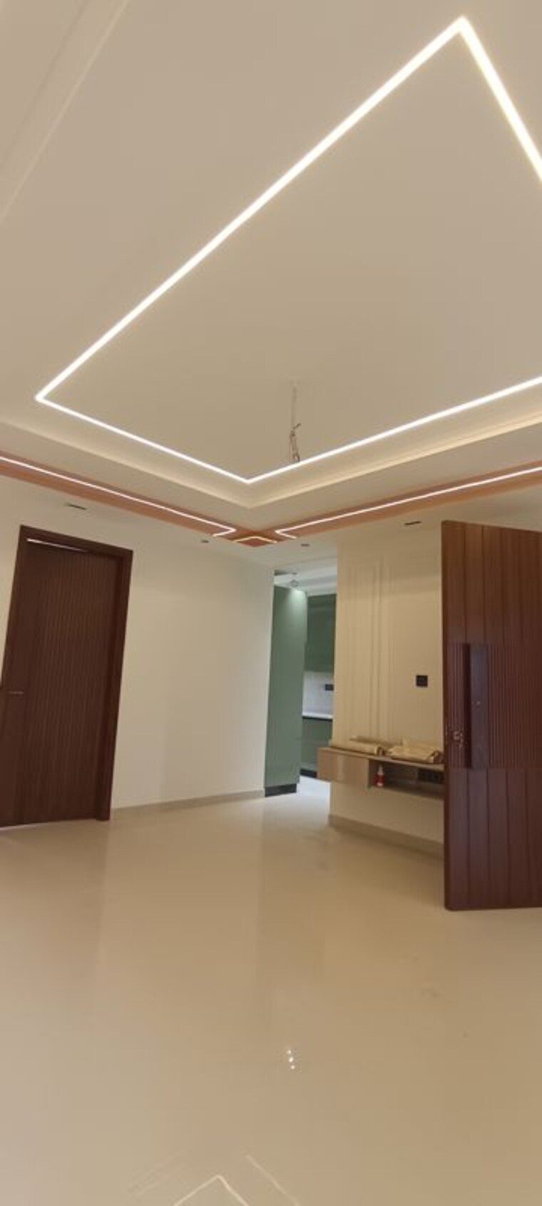 Room, bptp-district-3 3 Bedroom 180 Sq.Yd. Builder Floor In Sector 85 Faridabad 10557497