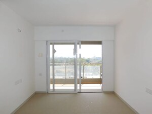 Room in 2 BHK Apartment at Kolte Patil Little Earth, Kiwale – for Rent