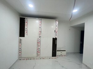 Room in 3 BHK Apartment at Bollineni Bion, Kothaguda – for Rent
