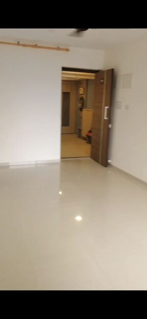 Room in 1 BHK Apartment at Chandak Nishchay, Borivali East – for Rent