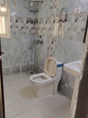 Bathroom in 3 BHK Apartment at Aims Golf Avenue I, Sector 75 – for Rent