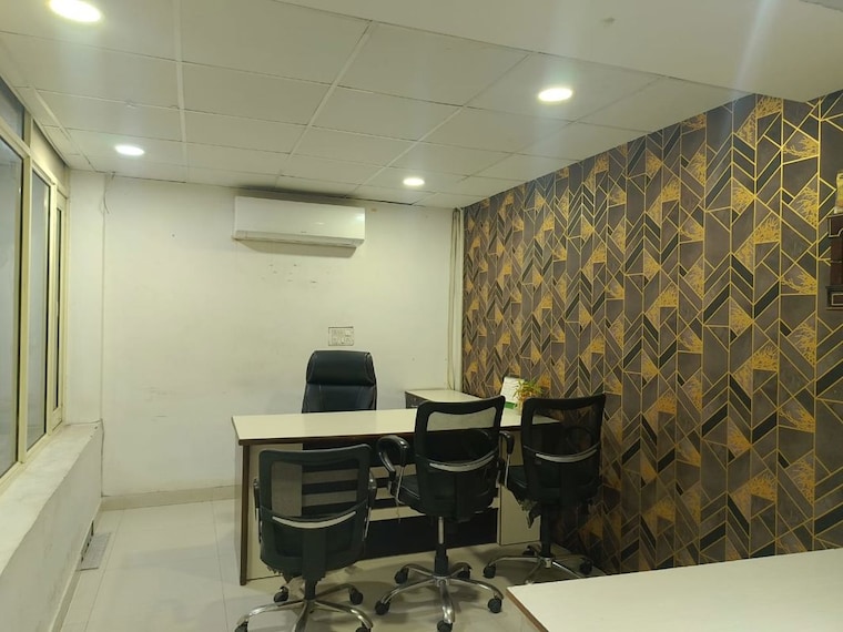 Team Area, sector 17 Commercial Office Space 1500 Sq.Ft. In Sector 17 Chandigarh 10557534
