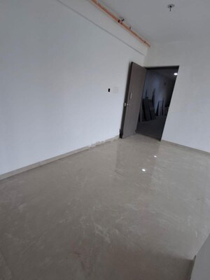 Room in 1 BHK Apartment at Shreeji Plaza, Malad West – for Rent