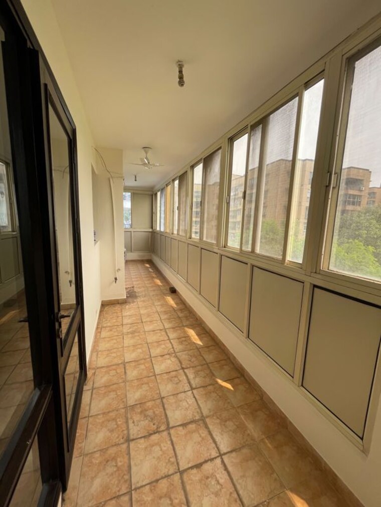 Balcony, eros-kenwood-tower 4 Bedroom 2107 Sq.Ft. Apartment In Sector 39 Faridabad 10557596