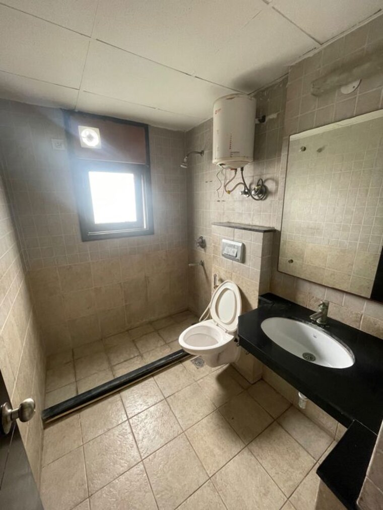Bathroom, eros-kenwood-tower 4 Bedroom 2107 Sq.Ft. Apartment In Sector 39 Faridabad 10557596