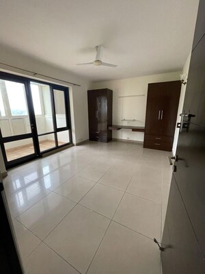 Kitchen in 4 BHK Apartment at Eros Kenwood Tower, Sector 39 – for Rent