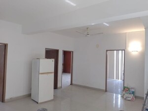 Room in 3 BHK Apartment at Aravali View Rail Vihar, Sector 56 – for Rent